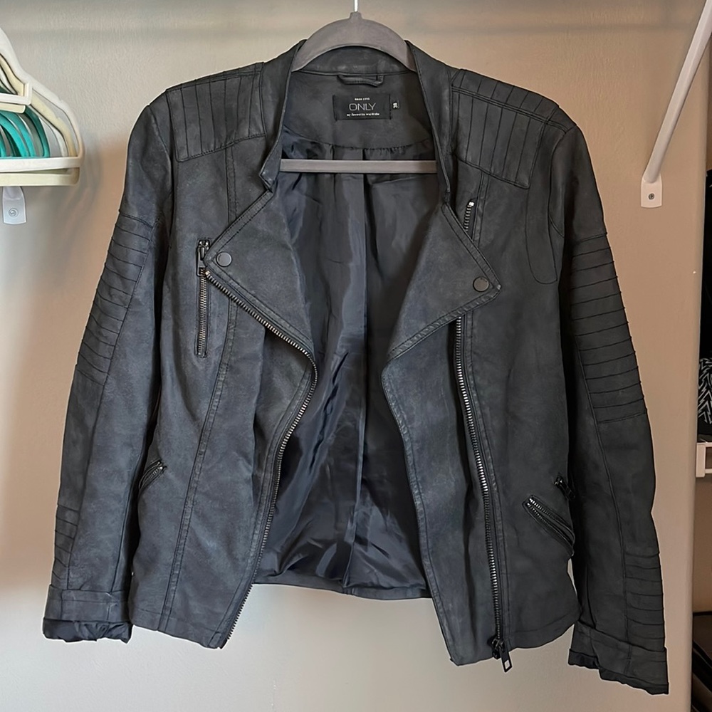 Black classic moto jacket size 38